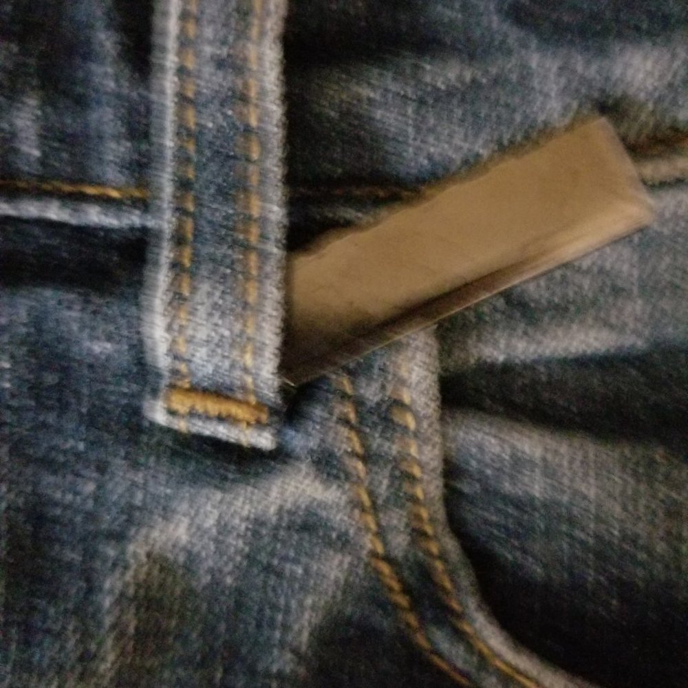 2 PAIR DEAL - GAP & LEVI'S SIZE 8 - Picture 7 of 11